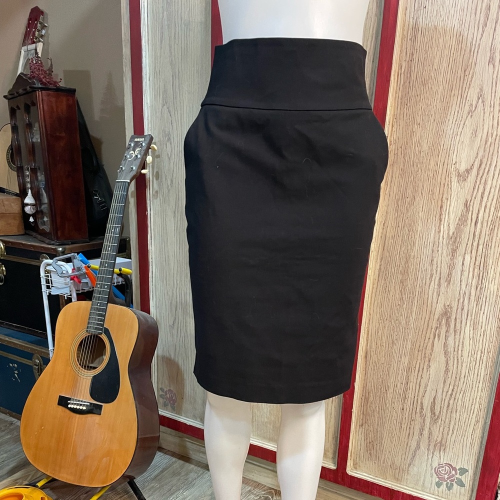 Guess by Marciano size 6